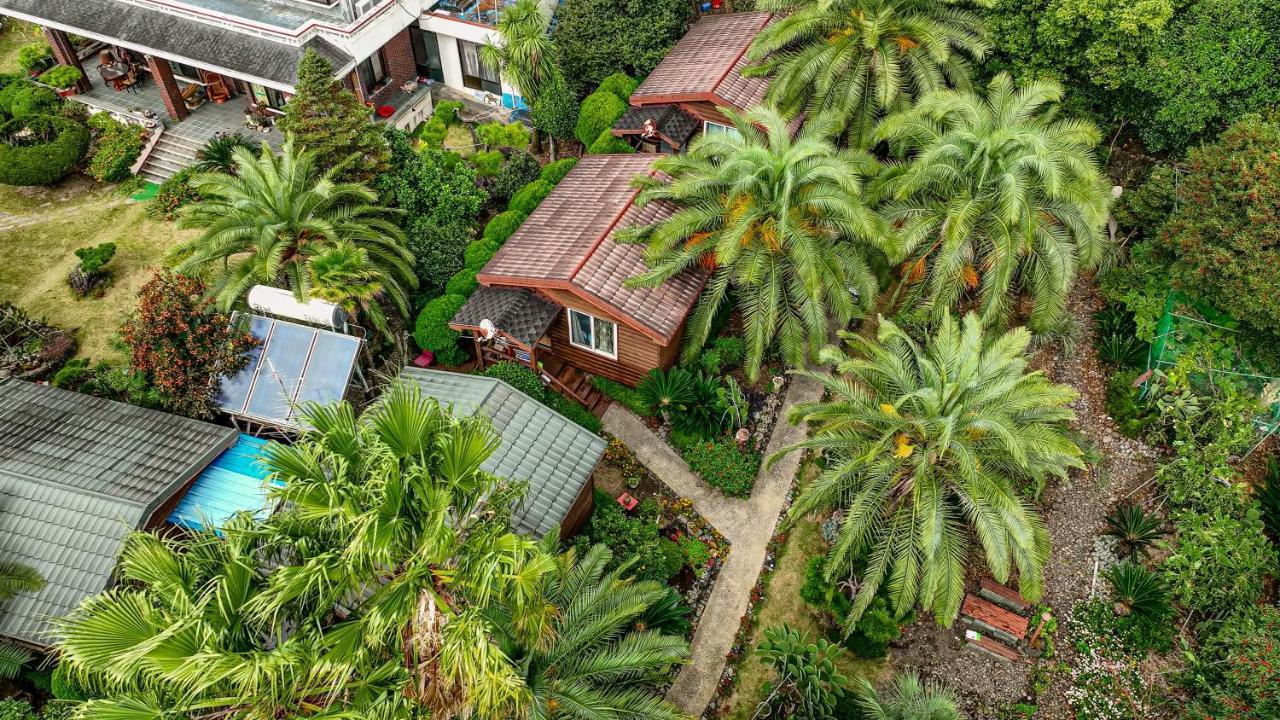 Valley Village Seogwipo Exterior photo